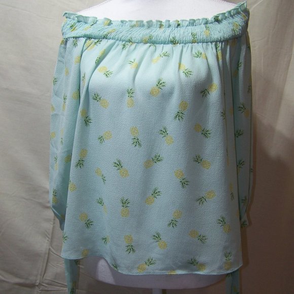 Lily White Top Off Shoulder Pineapple Medium Beach - Picture 1 of 7